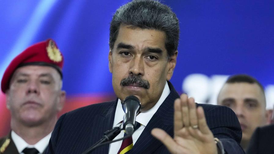 Nicolás Maduro dice que Edmundo González Urrutia está preparando su fuga de Venezuela