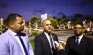 Fiscales tratan con Antoliano Peralta su oposición a modificar artículo 174 de la Constitución