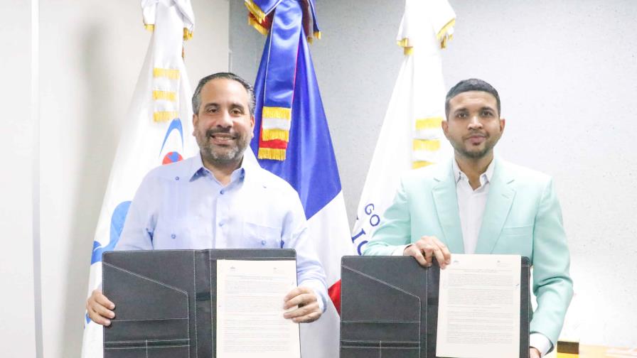 INEFI y el Ministerio de la Juventud firman convenio interinstitucional