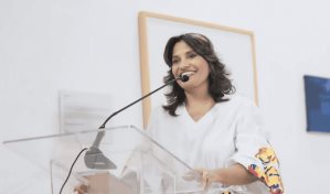 Clara S&aacute;nchez presenta su primera novela, Noling, el gorri&oacute;n chino