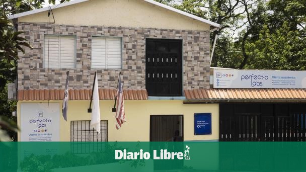 Perfecto Labs, escuela que no cuenta con ayuda del gobierno