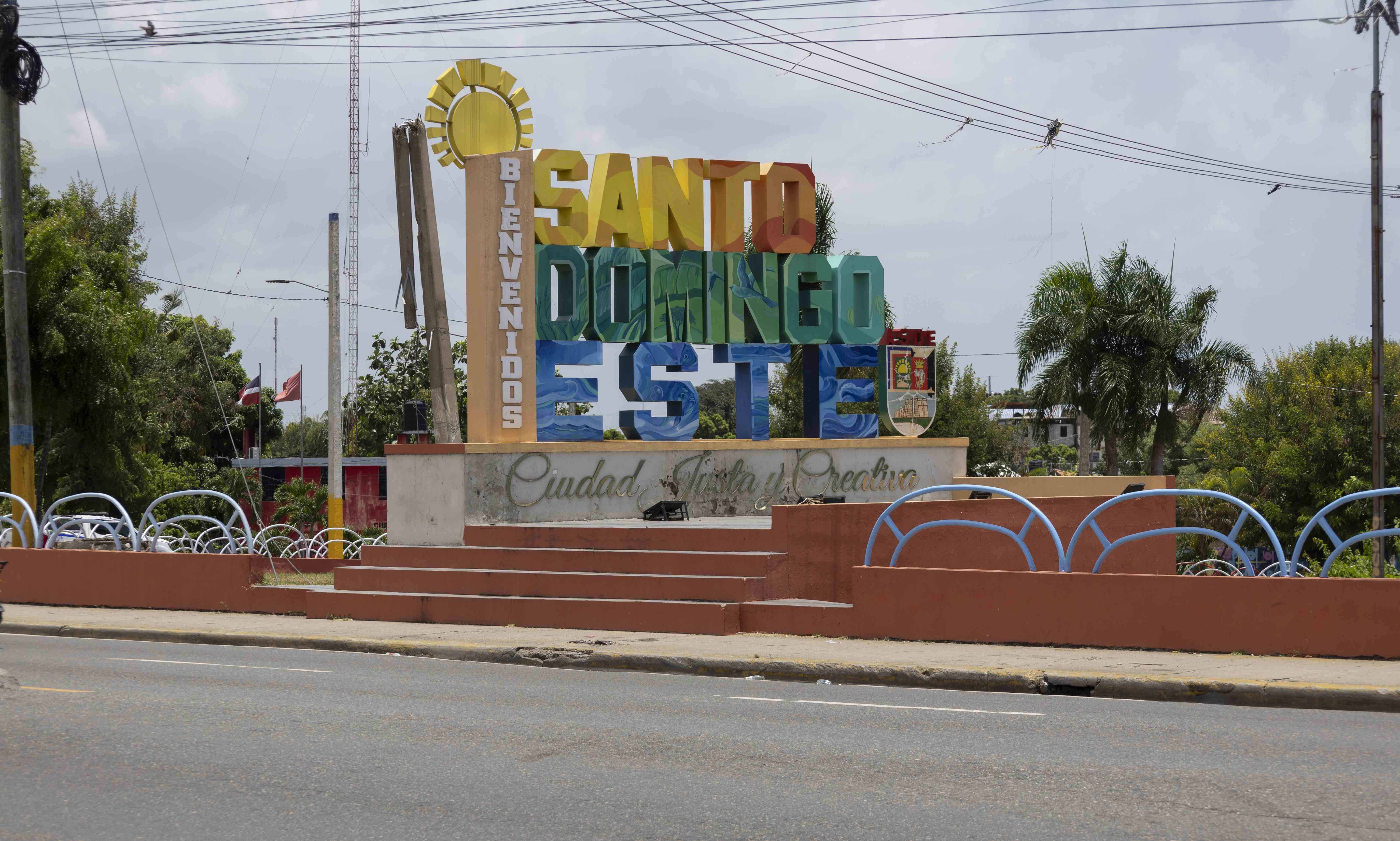 Entrada al municipio desde el puente de la 17.