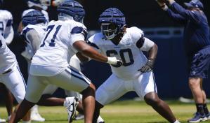 Edoga, liniero de Cowboys, fuera por lesi&oacute;n; Guyton podr&iacute;a comenzar como tackle izquierdo