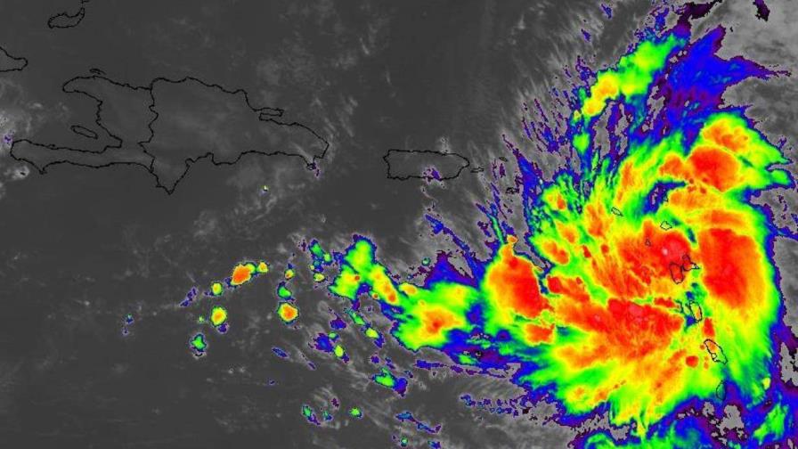 Tormenta Ernesto provocará aguaceros y oleaje peligroso desde este martes en República Dominicana