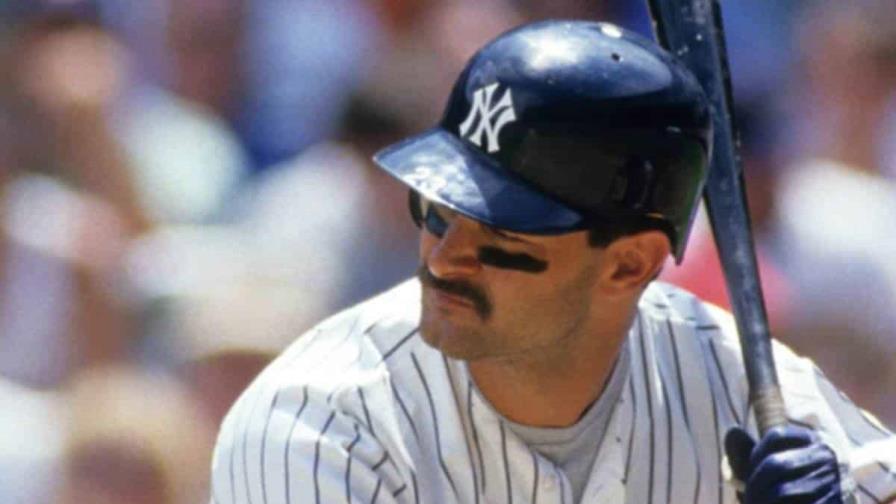 Los Yankees de Nueva York multan a Don Mattingly por la melena