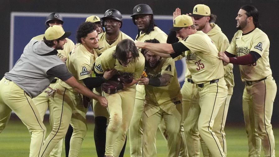 McCarthy aporta sencillo en la 9na para que Diamondbacks superen 4-3 a Rockies