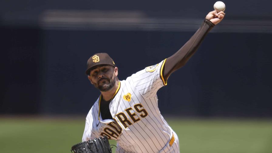 Pérez vence a Piratas tras canje y logra su primera victoria con Padres