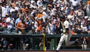 Webb lanza 7 innings y 2/3 por Gigantes, que aplastan a Bravos