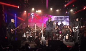 Toque Profundo celebró con éxito sus 35 años de carrera con un Toque Sinfónico