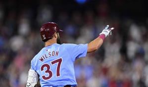 Wilson completa el ciclo y Filis apabullan a Nacionales