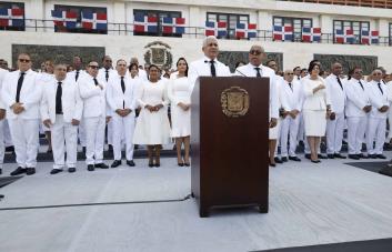 Más de 60 diputados ausentes en la instalación de la nueva legislatura
