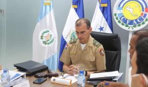 Abinader cambia los altos mandos militares; nuevos comandantes en el Ejército y Fuerza Aérea