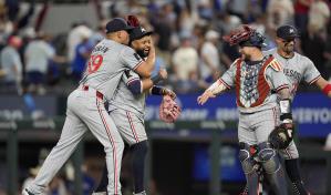 Con elevado de sacrificio de Santana en la novena, Mellizos superan 3-2 a Vigilantes