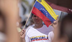 El Gobierno de Ecuador decreta amnistía migratoria y regularización para venezolanos