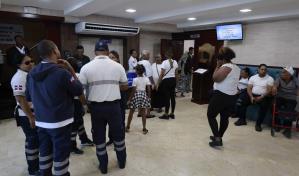 Decenas de personas asisten al velatorio de la niña que fue decapitada en Santo Domingo Este