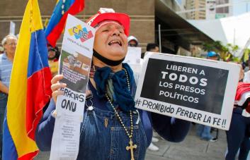 Actas en mano, oposición de Venezuela reivindica victoria en elecciones Actas en mano, oposición de Venezuela reivindica victoria en elecciones