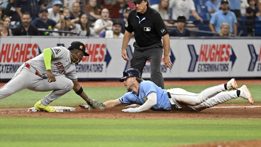 Carlson pega sencillo ganador en el 12mo y Rays vencen 8-7 a Diamondbacks