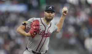 Sale poncha a 10 en su 14ta victoria y Bravos conectan 3 HR´s para arrollar a Angelinos