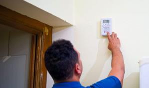 Energía prepagada: una alternativa para los clientes de bajos recursos Energía prepagada: una alternativa para los clientes de bajos recursos