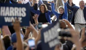 Kamala Harris llega a Pensilvania con la intención de convencer a los indecisos 