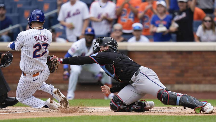 Con sencillo de Hill en la octava, Marlins desempatan el juego y superan 3-2 a Mets