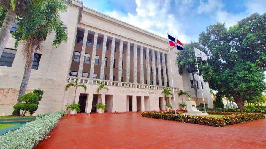 El Minerd dice que ha dado cobertura al 99 % de los estudiantes en la zona de Verón-Punta Cana