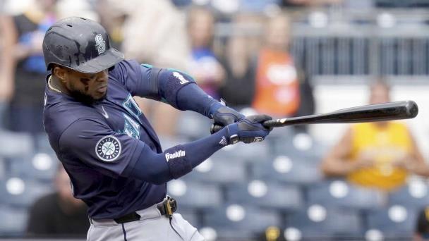 Robles pegó dos hits y Marineros rompen racha de 5 derrotas con victoria ante Piratas