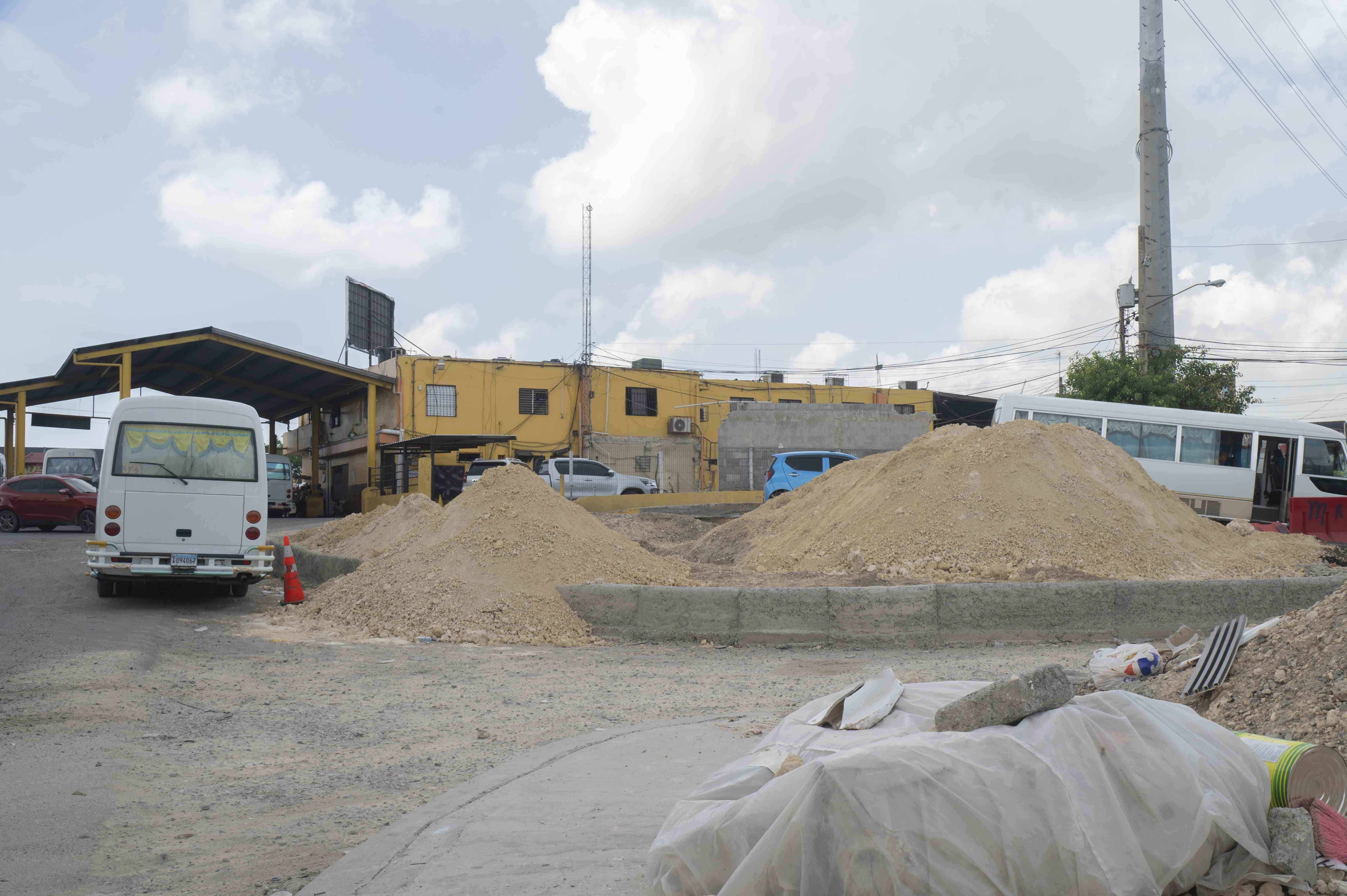 Los trabajos en el kilómetro 9 siguen su avance.