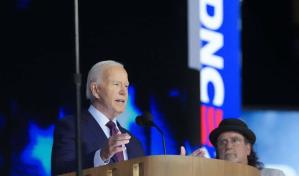 Comienza la convención demócrata que despedirá a Biden y cerrará filas en torno a Harris