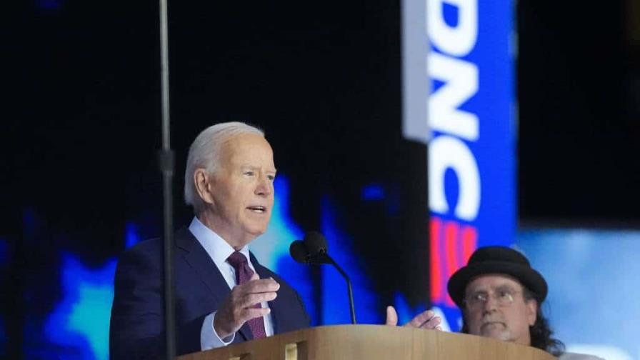 Comienza la convención demócrata que despedirá a Biden y cerrará filas en torno a Harris