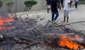 Protesta en Benerito por falta de energía eléctrica: moradores exigen solución inmediata