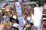 Oposición venezolana manifestó en 300 ciudades del mundo para reivindicar su victoria electoral Oposición venezolana manifestó en 300 ciudades del mundo para reivindicar su victoria electoral