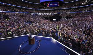 Demócratas honran a Biden y respaldan a Harris en el primer día de su convención