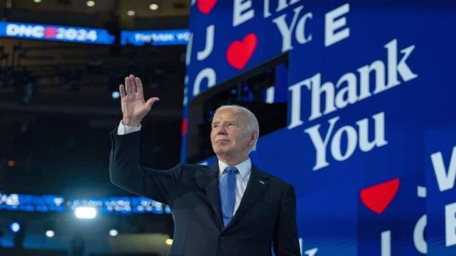 Biden empieza su discurso en la convención demócrata rechazando la violencia política