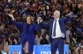 La convención demócrata recibe a Tim Walz, compañero de fórmula de Kamala Harris en EEUU