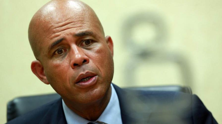 Expresidente haitiano Michel Martelly está en Miami y busca obtener licencia para trabajar