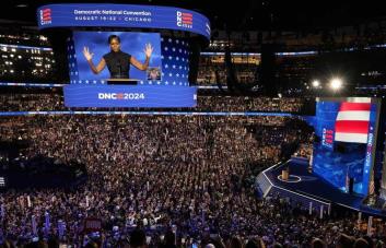 Michelle Obama electriza la convención demócrata con ataques a Trump y apoyo a Harris