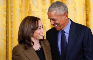 Los Obama entusiasman a la Convención Demócrata