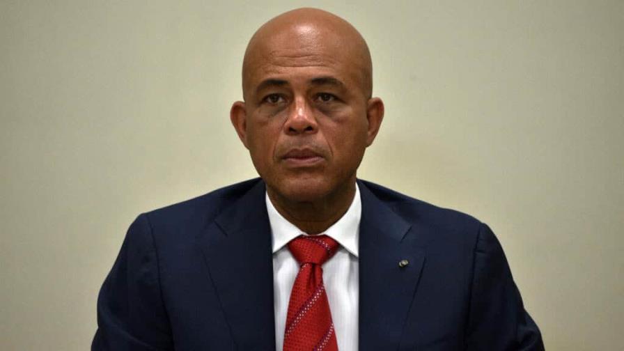 El Gobierno haitiano ordena congelar cuentas al expresidente Martelly y otras personas El Gobierno haitiano ordena congelar cuentas al expresidente Martelly y otras personas