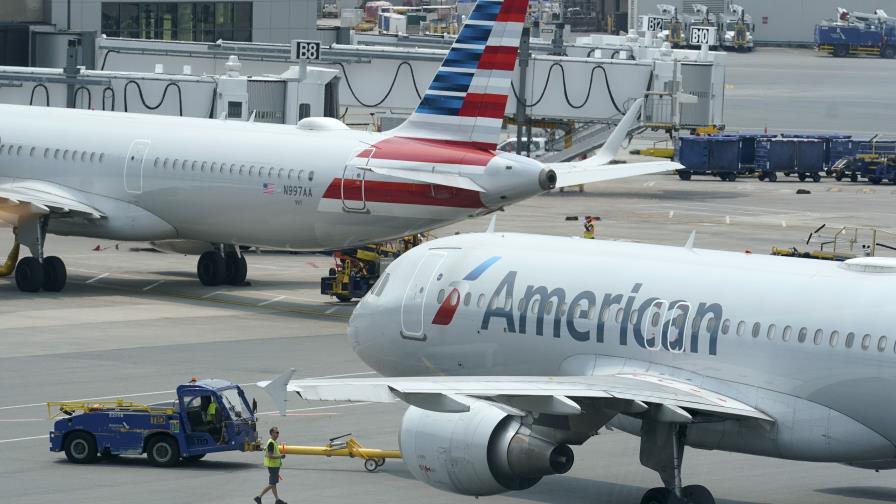 American Airlines triplica costo de vuelos entre Florida PR y RD  ante el paso del huracán Milton