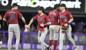 Carroll dispara jonrón y Diamondbacks vencen a Marlins