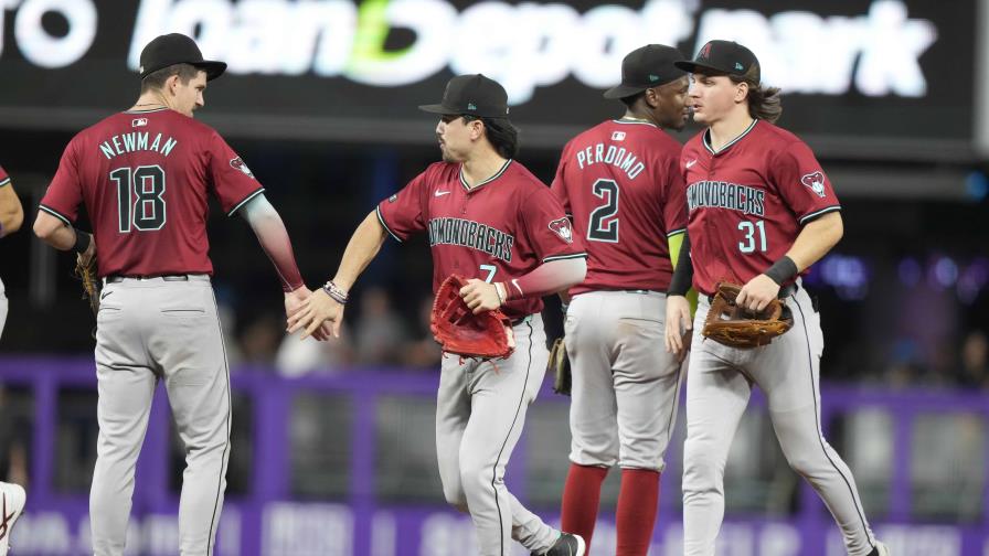 Carroll dispara jonrón y Diamondbacks vencen a Marlins