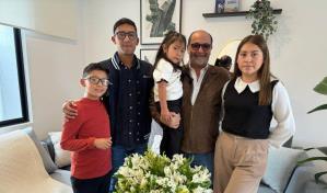 Ecuador entrega una casa amoblada a campeón olímpico de marcha en París