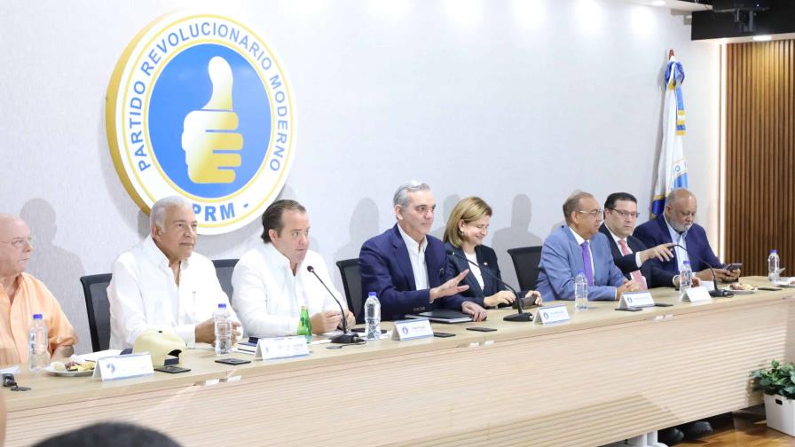 El PRM aprueba a unanimidad propuesta de reforma constitucional