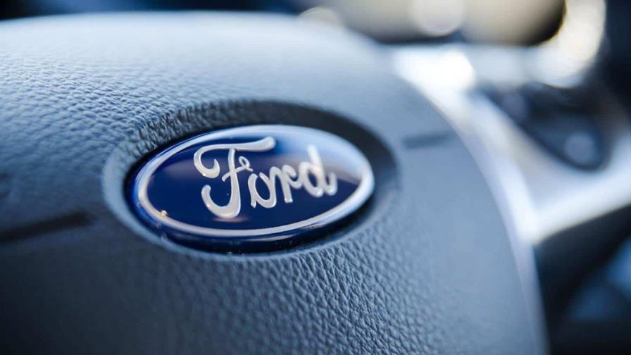 Ford asumirá pérdidas de hasta 1,500 millones de dólares para retrasar su electrificación