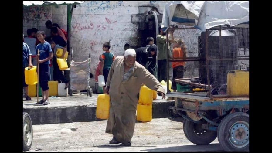 Una ingeniera inventa un sistema de desalinización para paliar la sed en Gaza