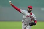 Kansas City estropea el regreso de Cueto a las Grandes Ligas Kansas City estropea el regreso de Cueto a las Grandes Ligas