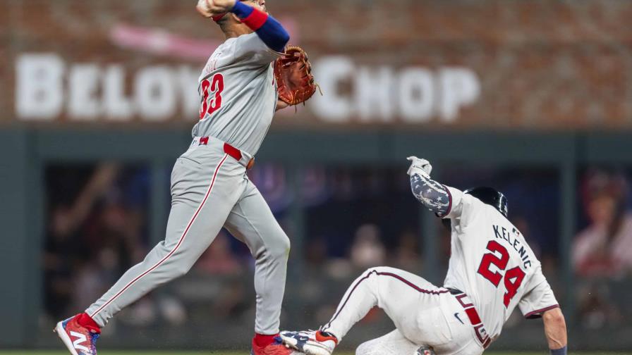 Marsh produce carrera en la 8va y Filis remontan para superar 3-2 a Bravos