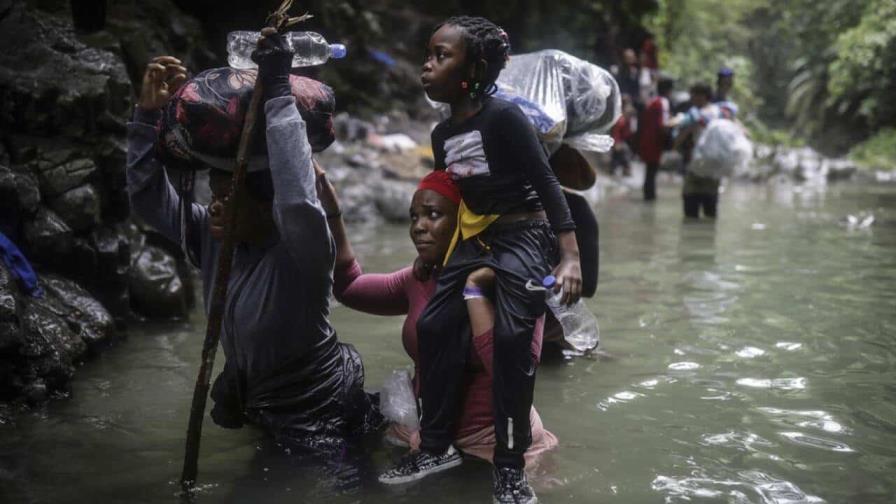 El drama migratorio de El Darién: por la ruta pasan personas de 95 nacionalidades