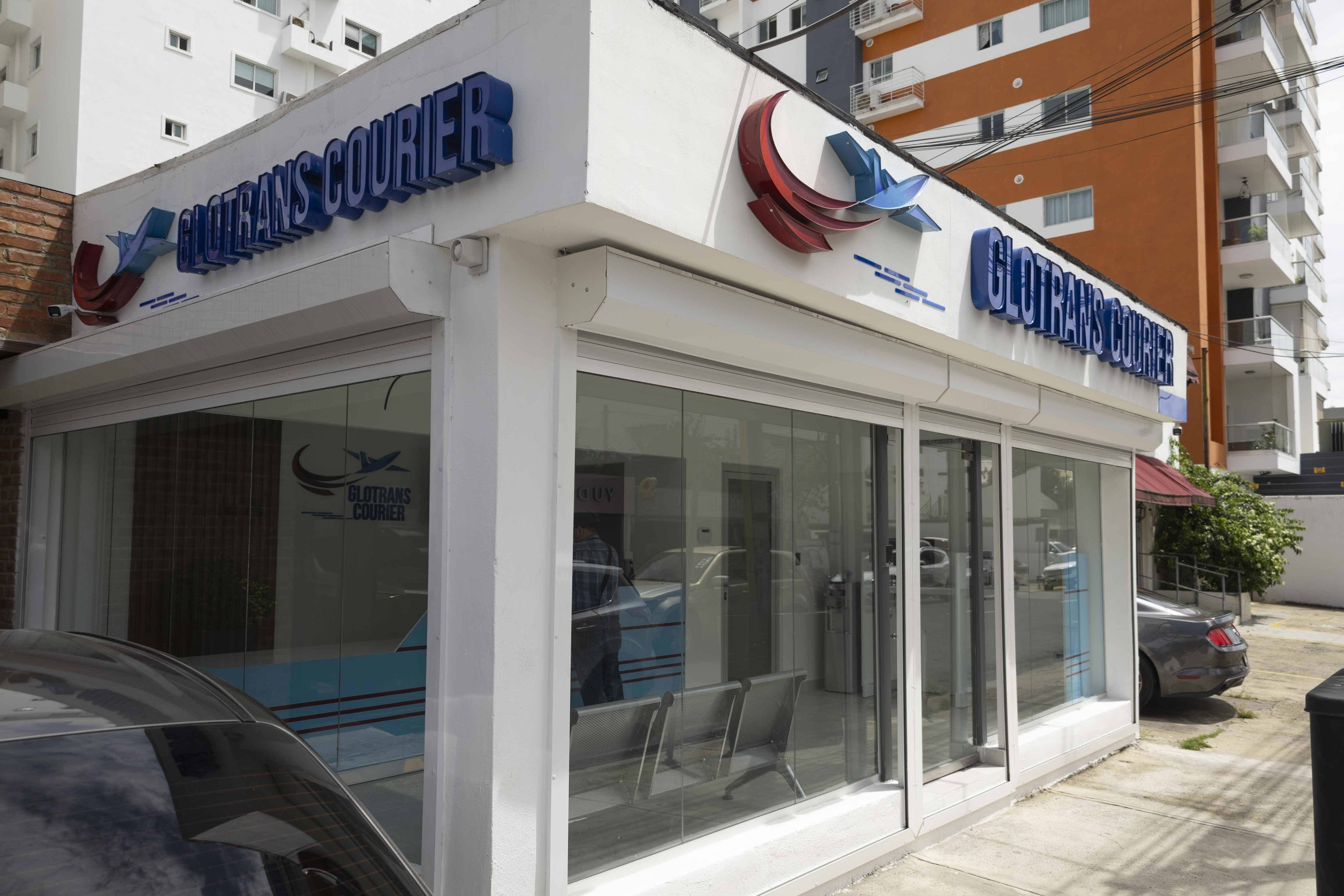 Sucursal de Glotrans Courier en Naco.